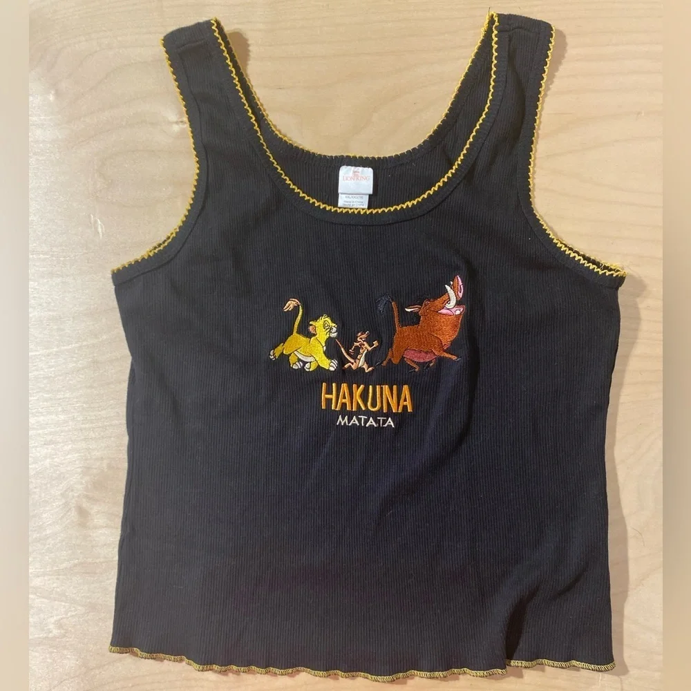 Disney The Lion King Black Top with Yellow Trim XXL (19) (Q)